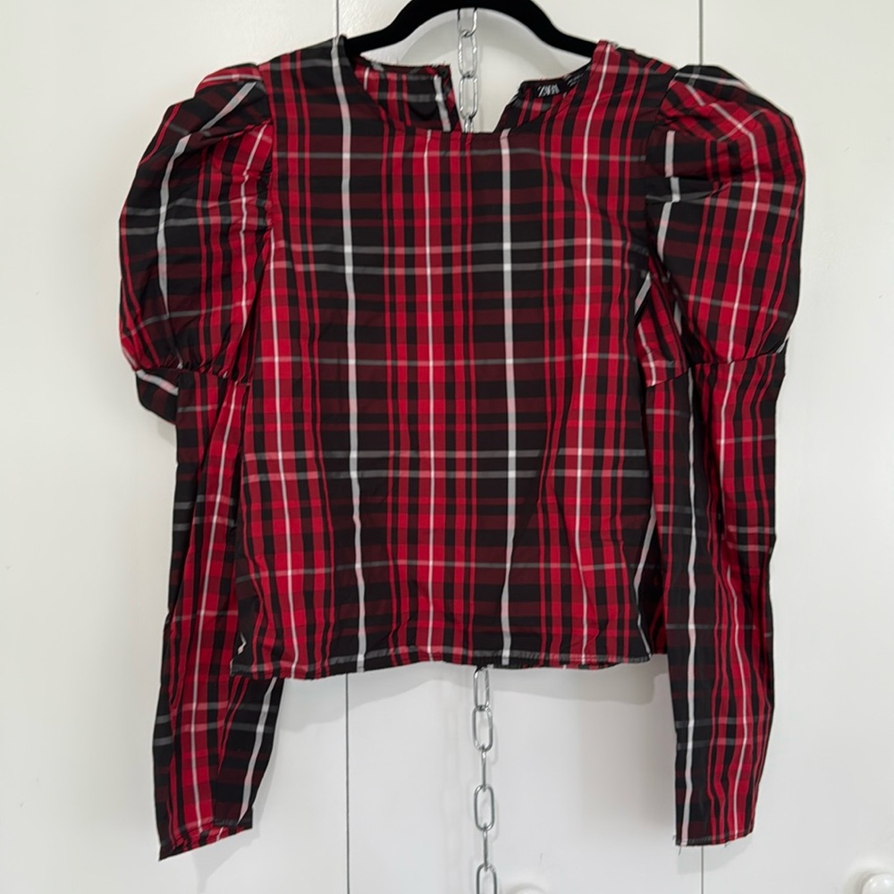 Zara plaid long sleeve top size Small